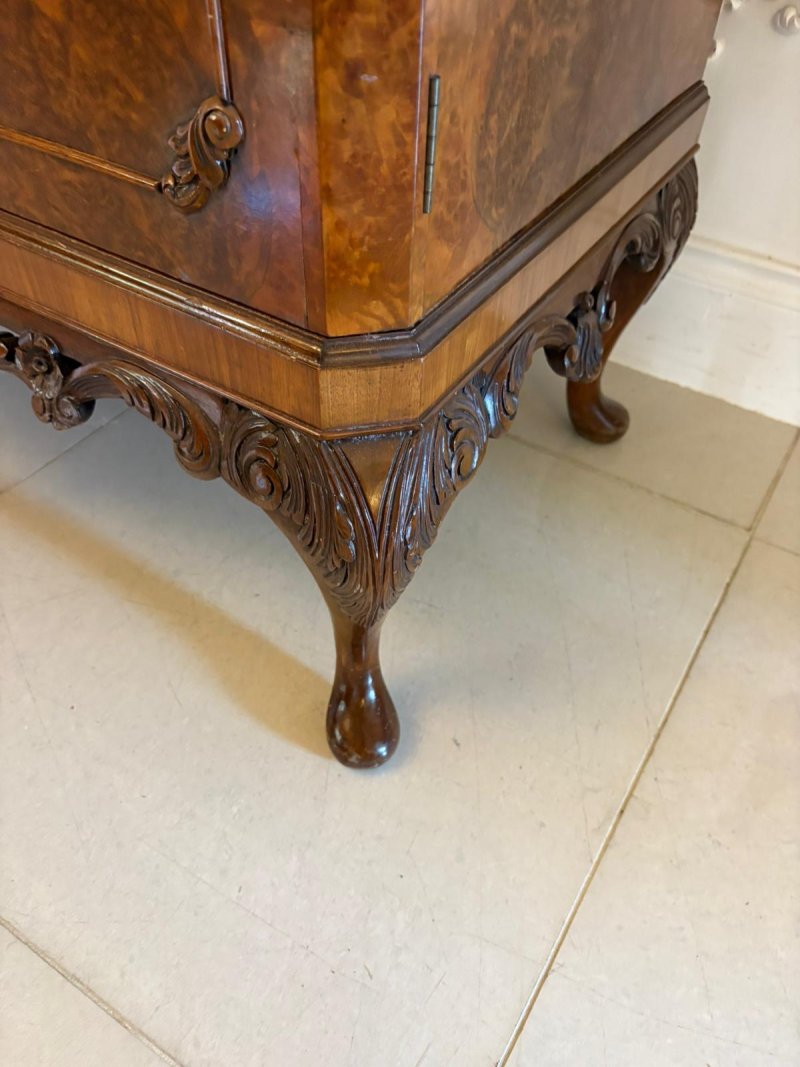 Outstanding Quality Antique Burr Walnut Cocktail Cabinet - Image 14